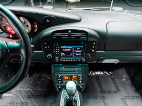 Used 2004 Porsche 911 Turbo image 46