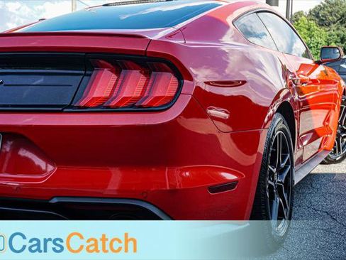 Used 2018 Ford Mustang Premium RWD image 7