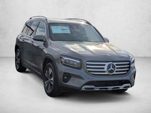 New 2026 Mercedes-Benz GLB 250 4MATIC image 3
