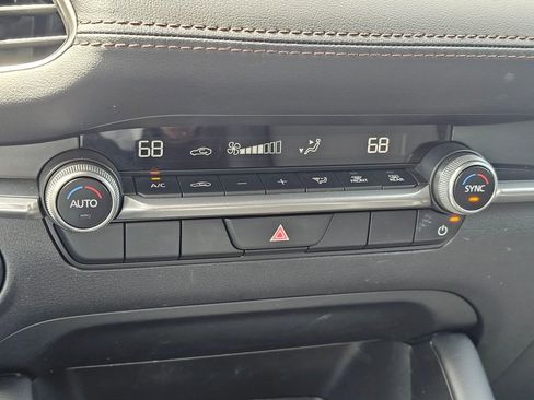 Used 2025 MAZDA MAZDA3 s Sport FWD image 31