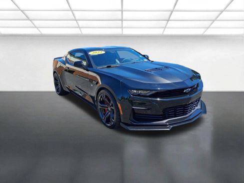 Used 2022 Chevrolet Camaro SS RWD image 1