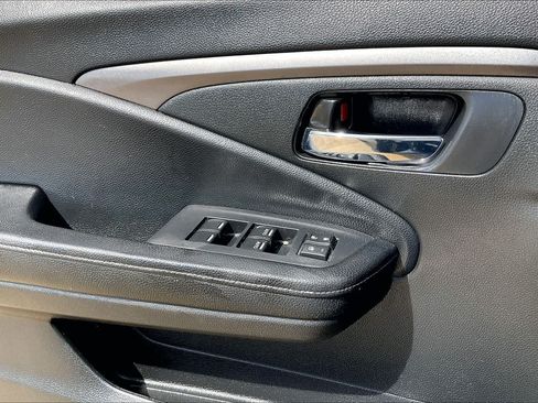 Used 2018 Honda Ridgeline Sport image 26