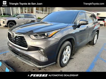 Used 2022 Toyota Highlander LE