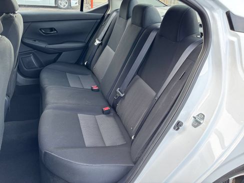 Used 2025 Nissan Sentra SV FWD image 36