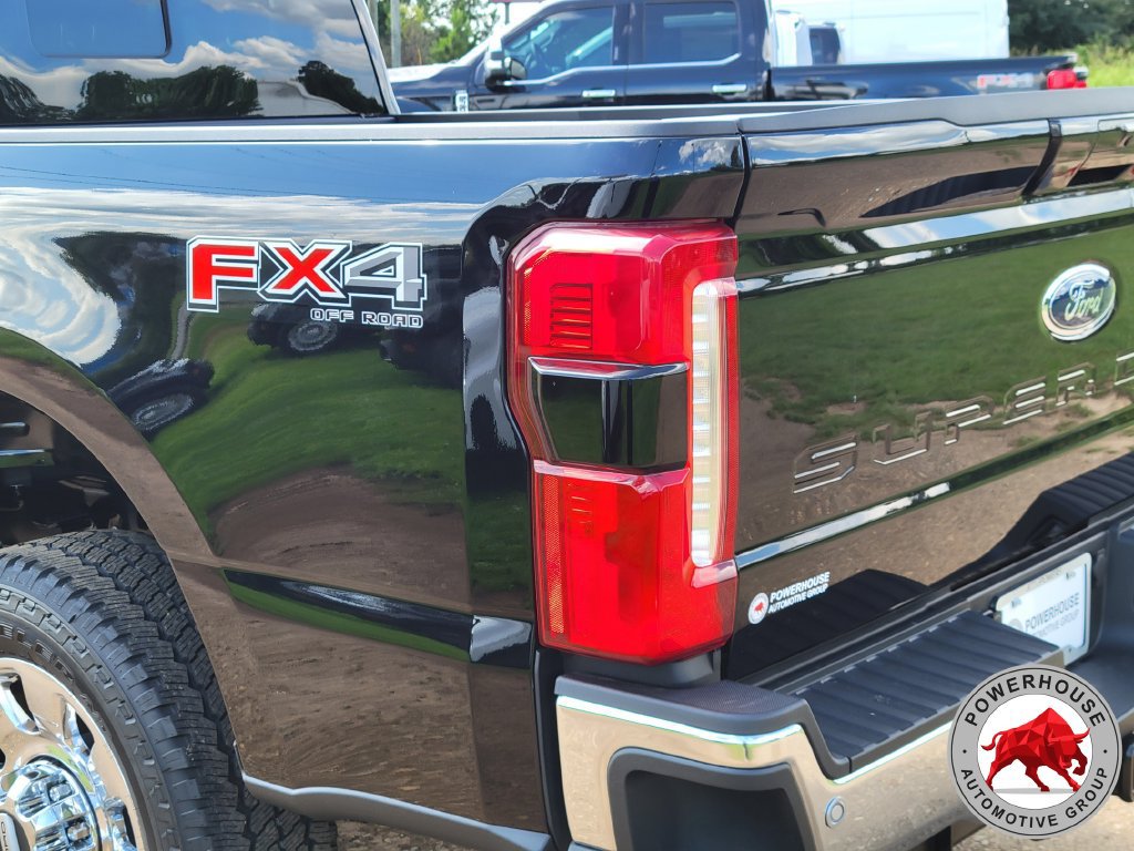 New 2026 Ford F350 Lariat w/ Lariat Premium Package AWD/4WD image 13
