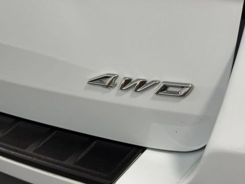 Used 2023 Ford Explorer XLT w/ Equipment Group 202A image 53