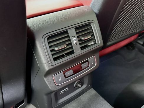 Used 2021 Audi SQ5 Prestige AWD/4WD image 27