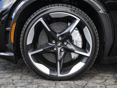 Used 2025 Ferrari Purosangue AWD/4WD image 14