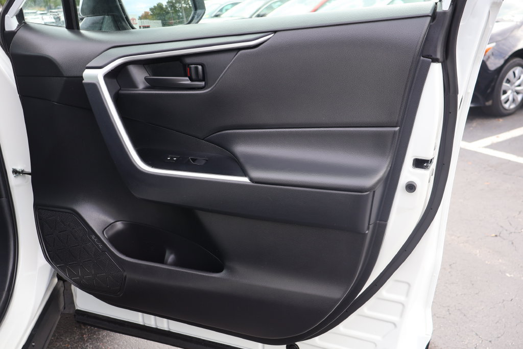 Certified 2024 Toyota RAV4 LE AWD/4WD image 22