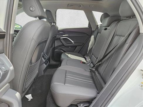 Certified 2025 Audi Q5 Premium Plus w/ Premium Plus AWD/4WD image 14
