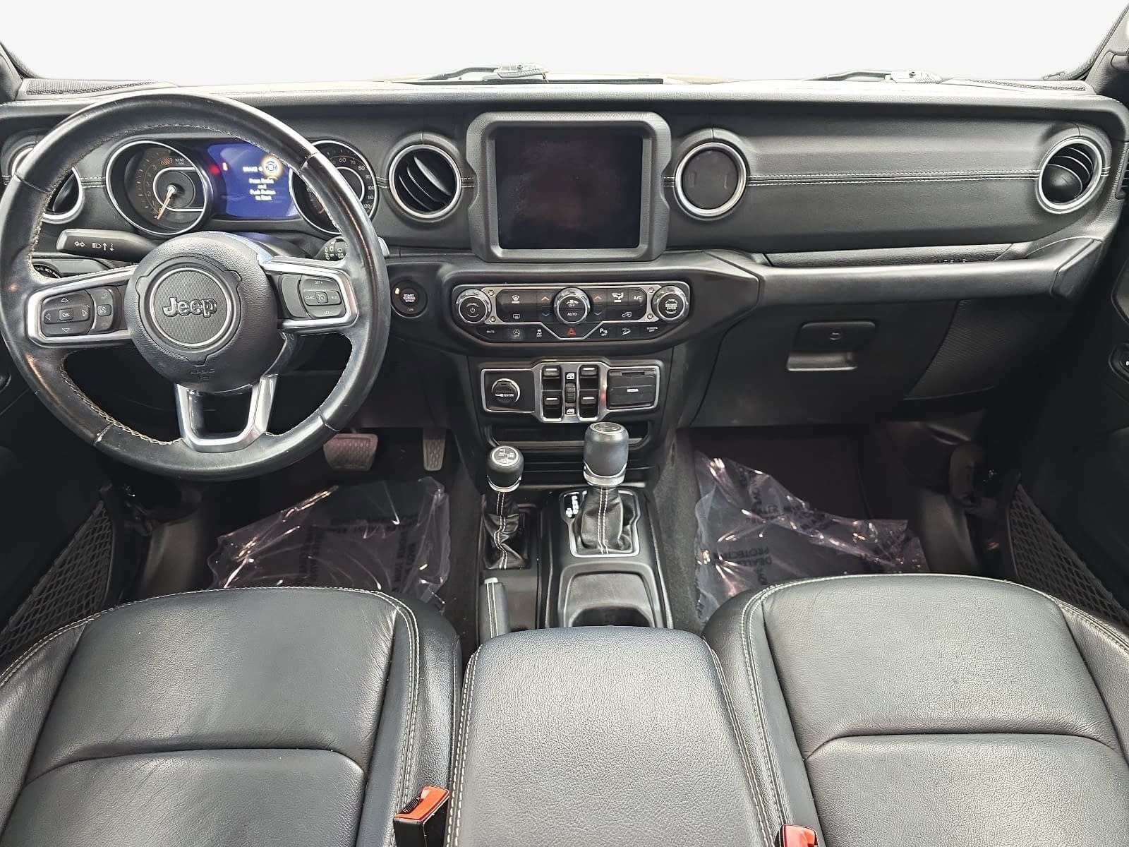 Used 2019 Jeep Wrangler Unlimited Sahara AWD/4WD image 9