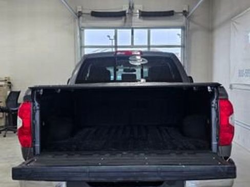 Used 2017 Toyota Tundra SR5 w/ TRD Off Road Package image 5