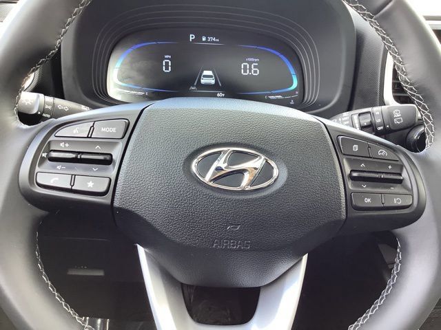 Used 2026 Hyundai Venue SEL FWD image 35