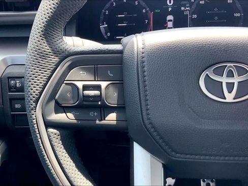Used 2026 Toyota Tacoma TRD Sport AWD/4WD image 23