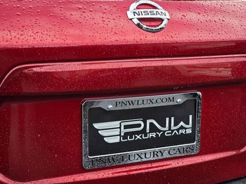 Used 2020 Nissan Kicks SV image 32