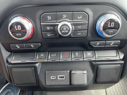 Used 2021 GMC Sierra 1500 Elevation AWD/4WD image 18