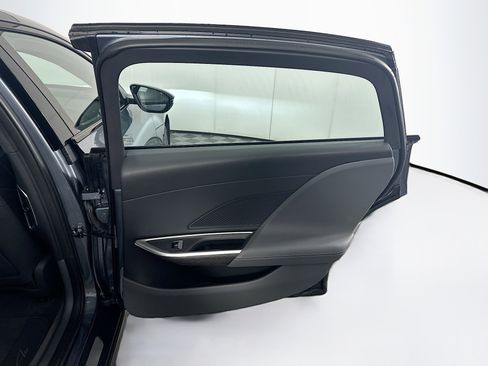 Used 2024 Lucid Air Pure RWD image 31