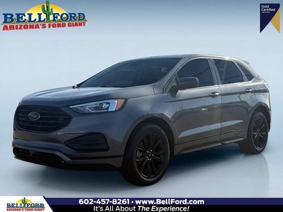 Used 2024 Ford Edge SE w/ Black Appearance Package