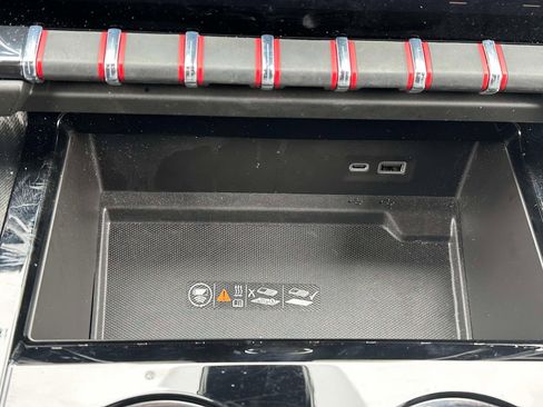 Used 2025 GMC Yukon AT4 w/ LPO, Floor Liner Package image 12