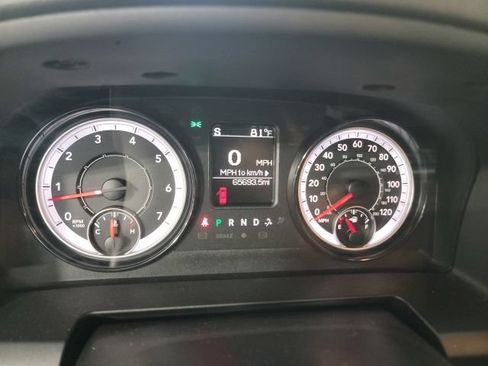 Used 2024 RAM 1500 Classic SLT AWD/4WD image 17