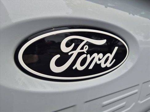 Used 2025 Ford F150 Platinum AWD/4WD image 28