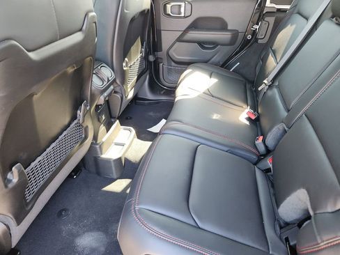 New 2026 Jeep Wrangler Unlimited Rubicon image 20