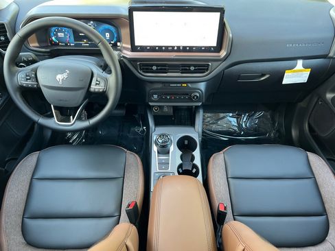 New 2025 Ford Bronco Sport Outer Banks w/ Sasquatch Outer Banks Package image 12