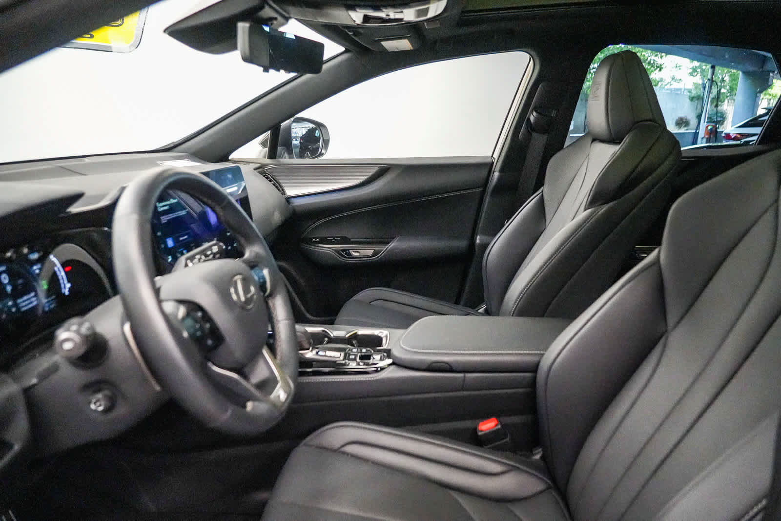 Used 2026 Lexus NX 450h+ F Sport AWD/4WD image 18