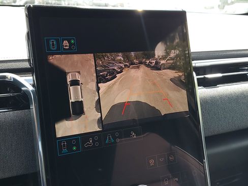 New 2026 GMC Sierra EV Elevation image 17