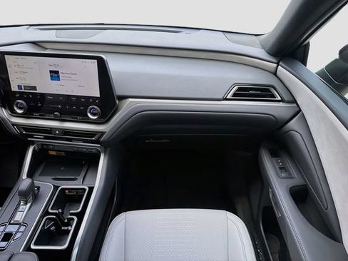 Used 2025 Lexus TX 350 AWD w/ Technology Package image 19