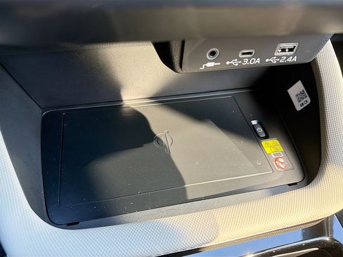 Used 2026 Subaru Forester Limited image 31