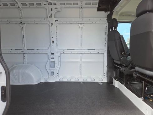 New 2026 RAM ProMaster 1500 w/ Convenience Group FWD image 8