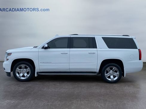 Used 2016 Chevrolet Suburban LTZ image 2