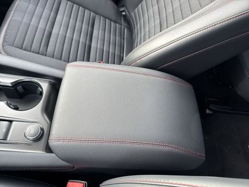 New 2026 Ford Explorer ST-Line w/ ST-Line Street Pack image 21