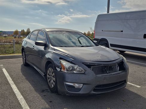 Used 2014 Nissan Altima 2.5 S image 4