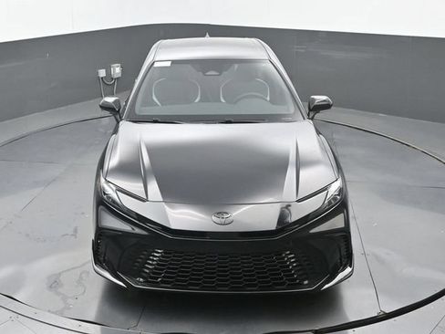 New 2026 Toyota Camry Hybrid FWD image 28