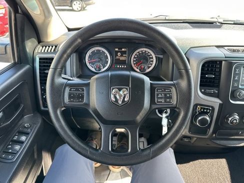 Used 2017 RAM 1500 Express image 12