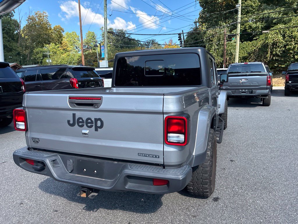 Used 2021 Jeep Gladiator Sport AWD/4WD image 14