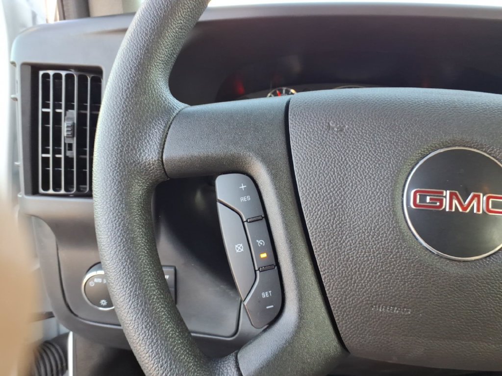 Used 2025 GMC Savana 2500 Extended w/ Driver Convenience Package RWD image 14