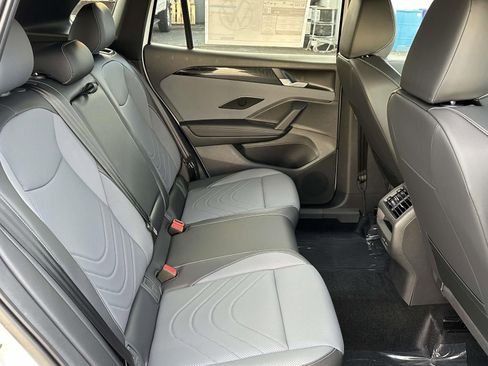 New 2026 Volkswagen Tiguan SE R-Line image 15