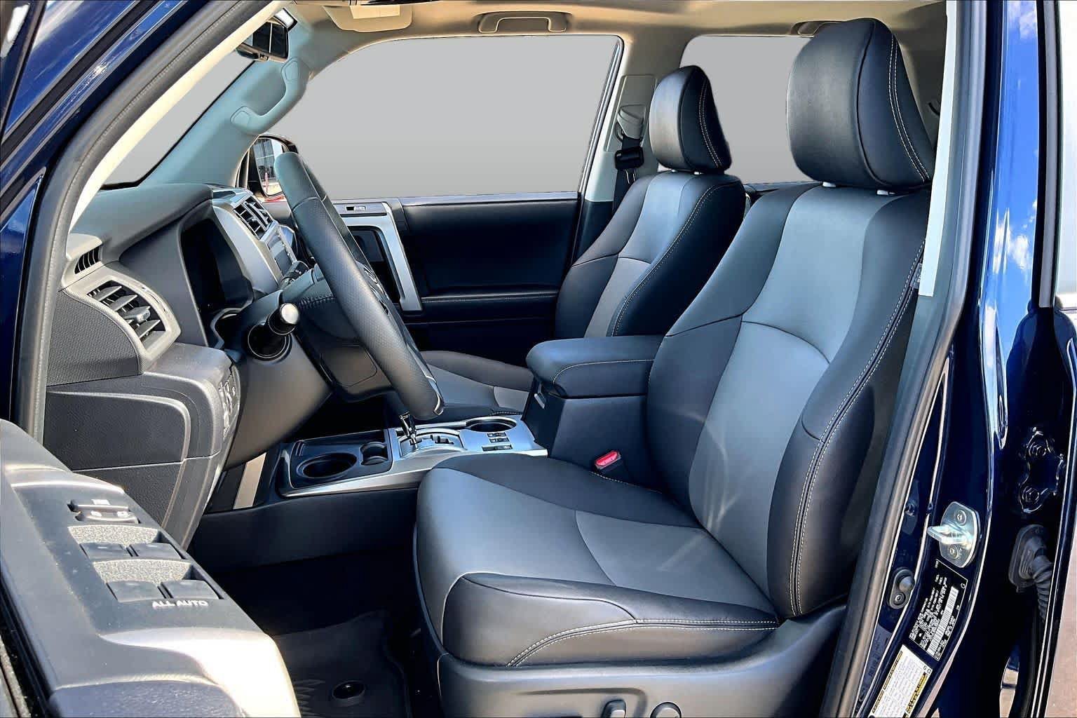 Used 2024 Toyota 4Runner SR5 Premium w/ Moonroof Package RWD image 8