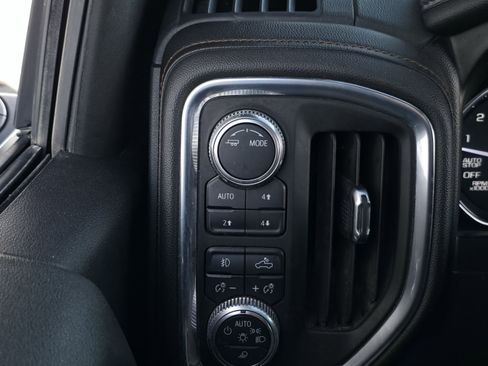 Used 2021 GMC Sierra 1500 AT4 w/ AT4 Premium Package image 25