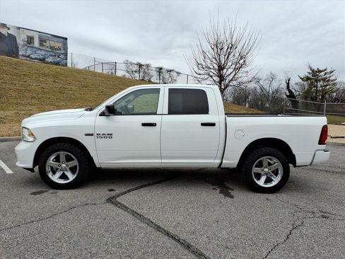 Used 2014 RAM 1500 Express image 8
