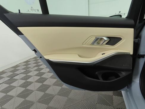 Certified 2025 BMW 330i Sedan w/ M Sport Package image 28