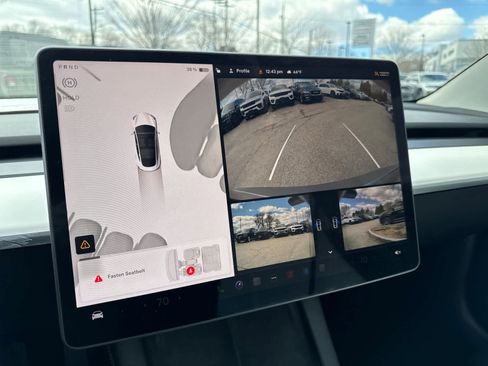 Used 2023 Tesla Model 3 Standard Range image 25