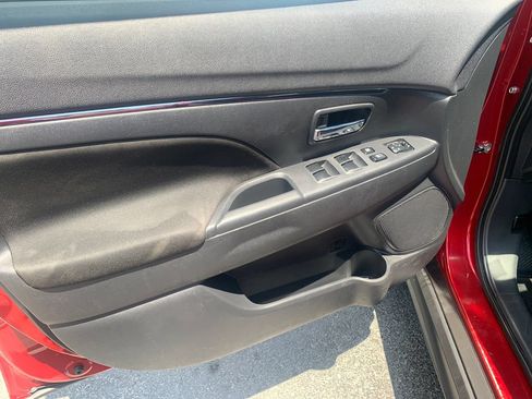 Used 2021 Mitsubishi Outlander Sport LE FWD image 18