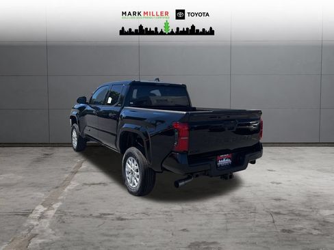 New 2026 Toyota Tacoma SR5 AWD/4WD image 3