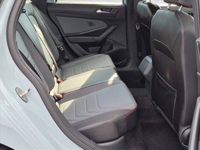Used 2026 Volkswagen Jetta GLI Autobahn FWD image 17