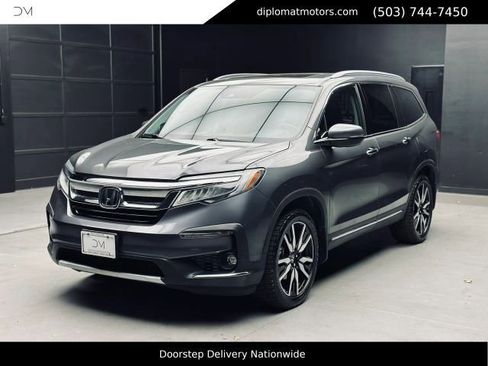 Used 2019 Honda Pilot Touring image 1