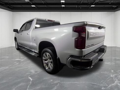 Used 2020 Chevrolet Silverado 1500 LTZ AWD/4WD image 3